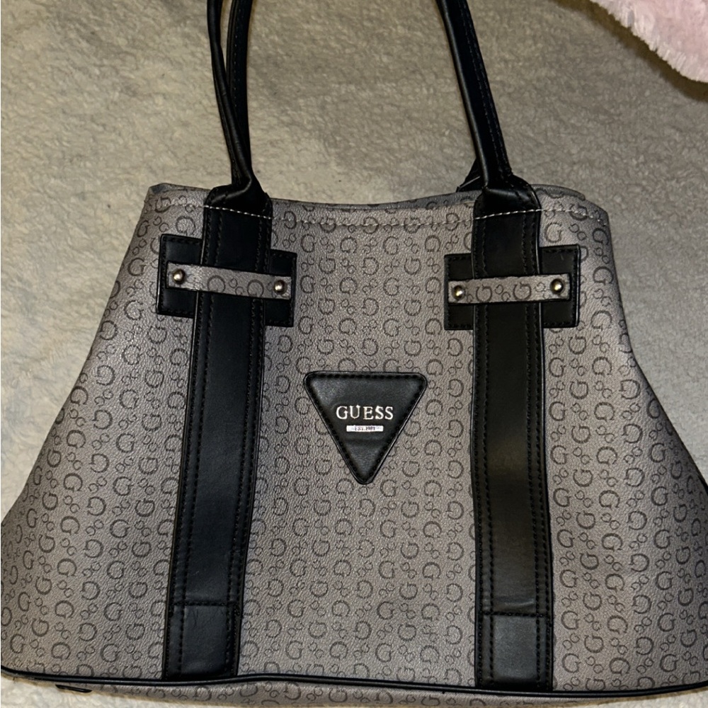 Guess purse